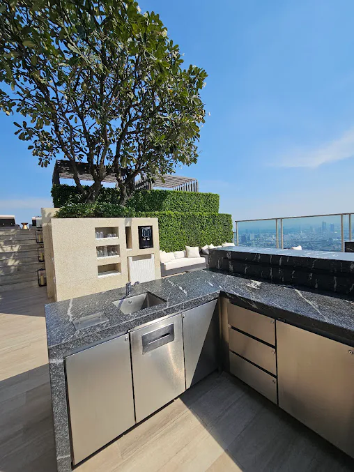 Four Seasons Private Residences
