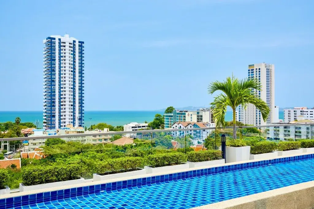 Laguna Bay 2 Pattaya — кондоминиум в районе Pratumnak: фасад комплекса