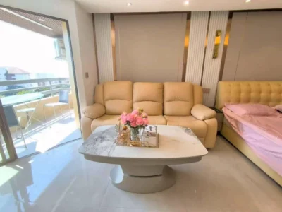 Студия 40 м² в Kieng Talay Condotel Pratumnak — частичный вид на море