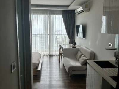 Студия 31.76 м² в The Peak Towers Pattaya — 28 этаж, вид на море