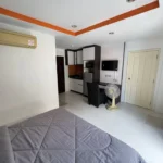 Property thumbnail 8