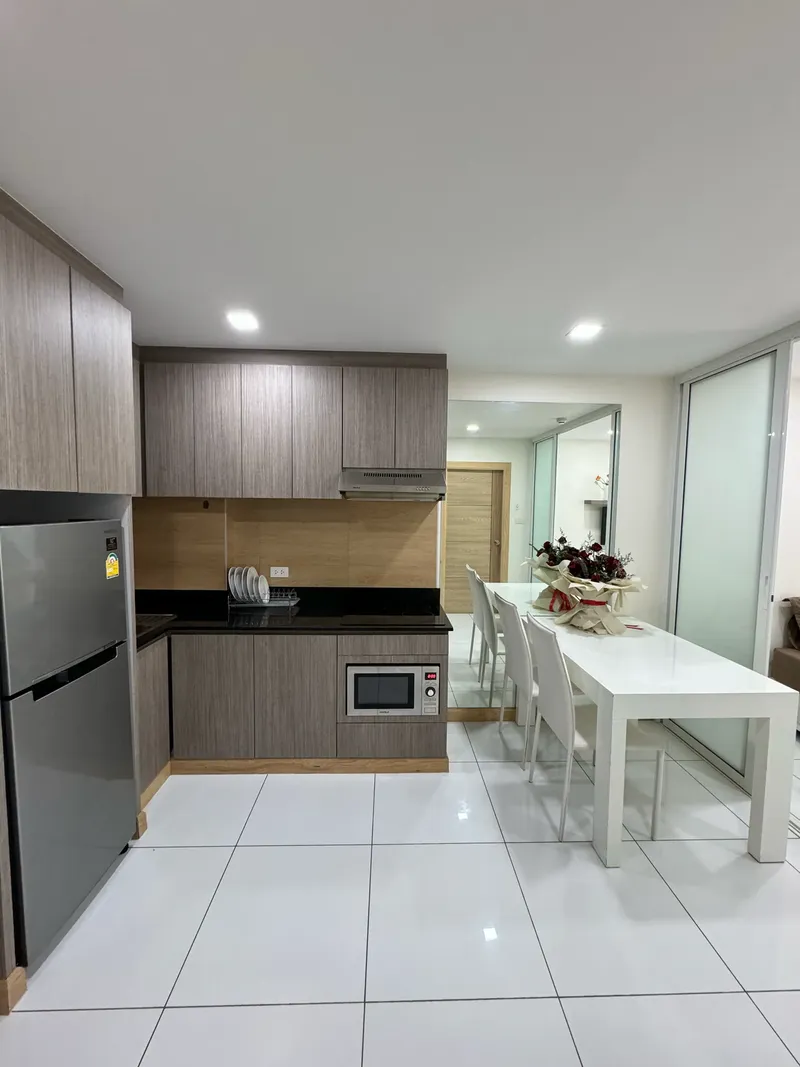 Whale Marina Condo — 1 спальня, 51 м²