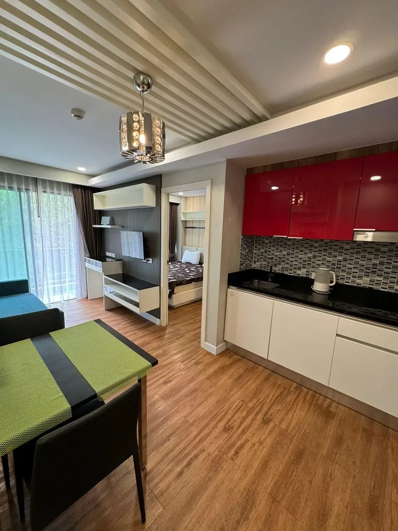 Dusit Grand Park 1 — 1 спальня, 35 м²