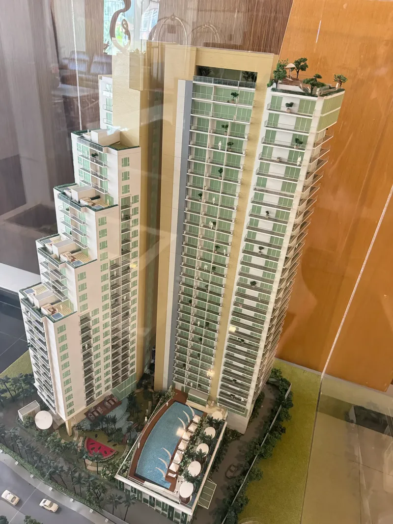 Peak Towers — 1 спальня, 43 м²